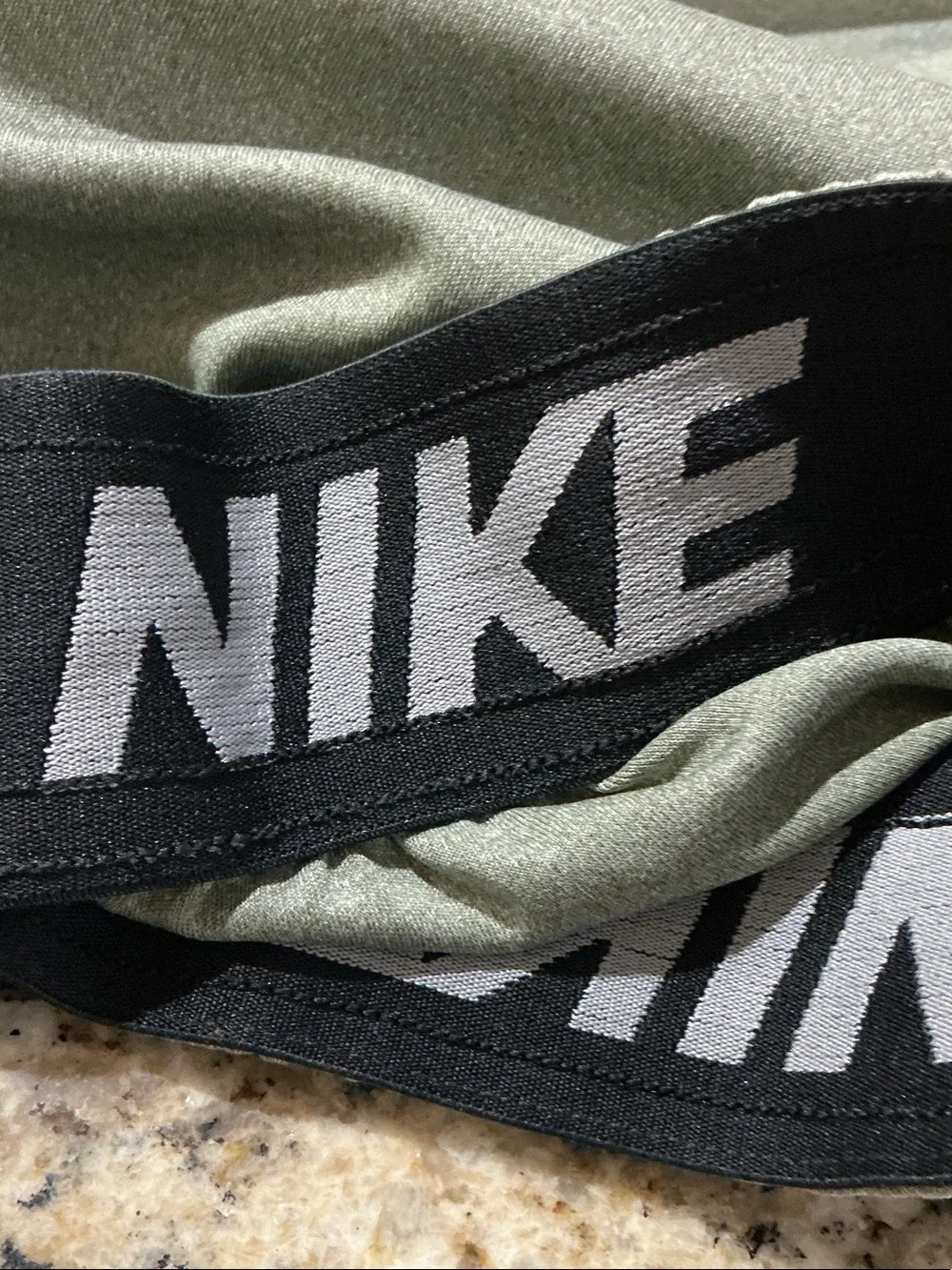 Nike Dri-FIT Olive Green Athletic Shorts Men’s Medium Gym Activewear